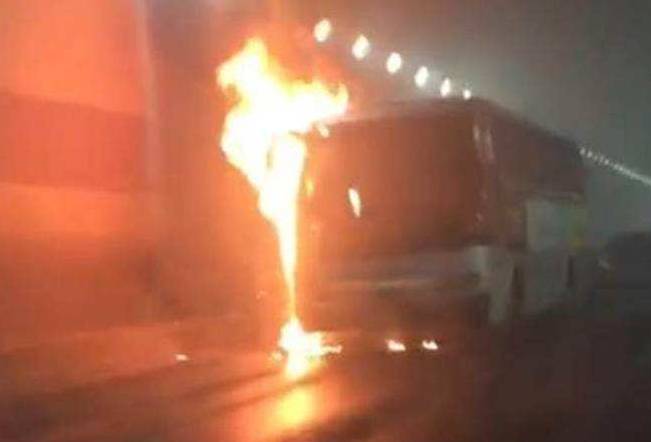 威海校車起火事件最新進(jìn)展概述